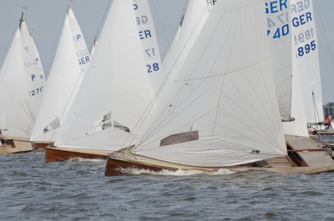 Regatta-Segeln im YSTM